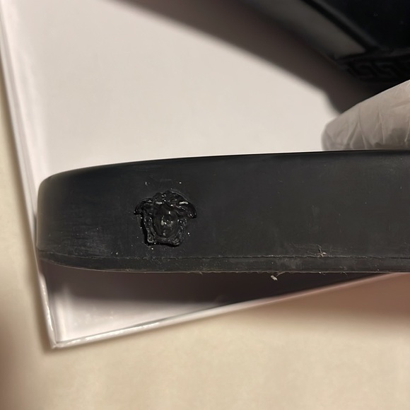 Versace slides - Picture 4 of 7